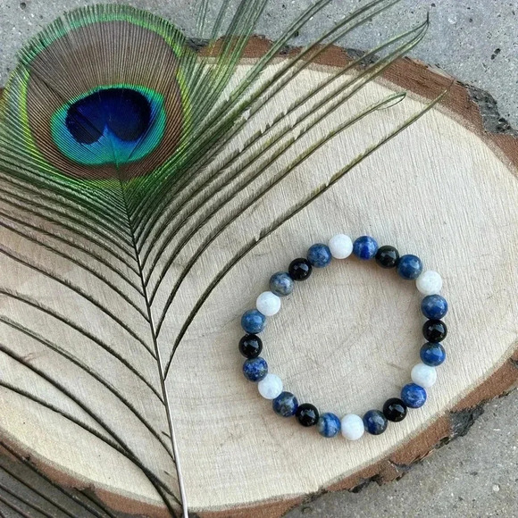 Handmade Moonstone + lapis lazuli+ black obsidian bracelet - Picture 1 of 1